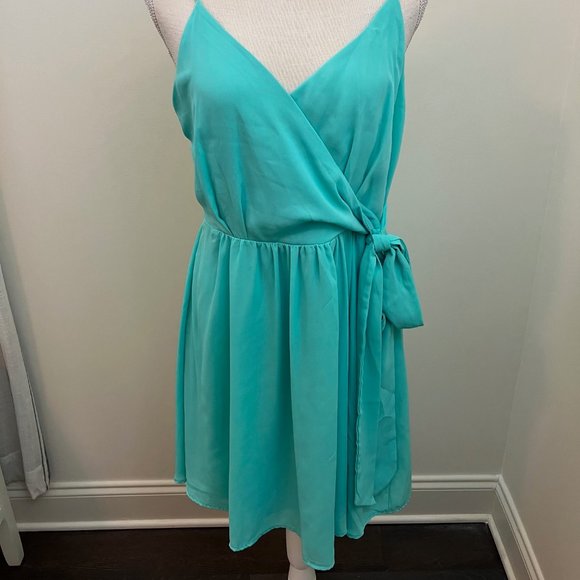 Buttons Aqua Faux Wrap Dress Ties at Hip in Size Large - Picture 8 of 8